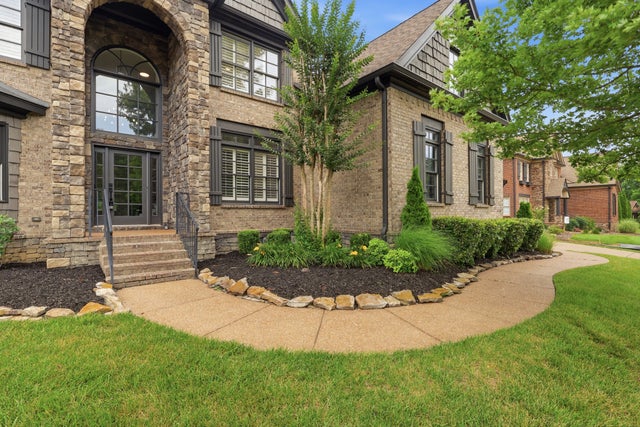 9092 Chardonnay Trce, Franklin - listing photo 3