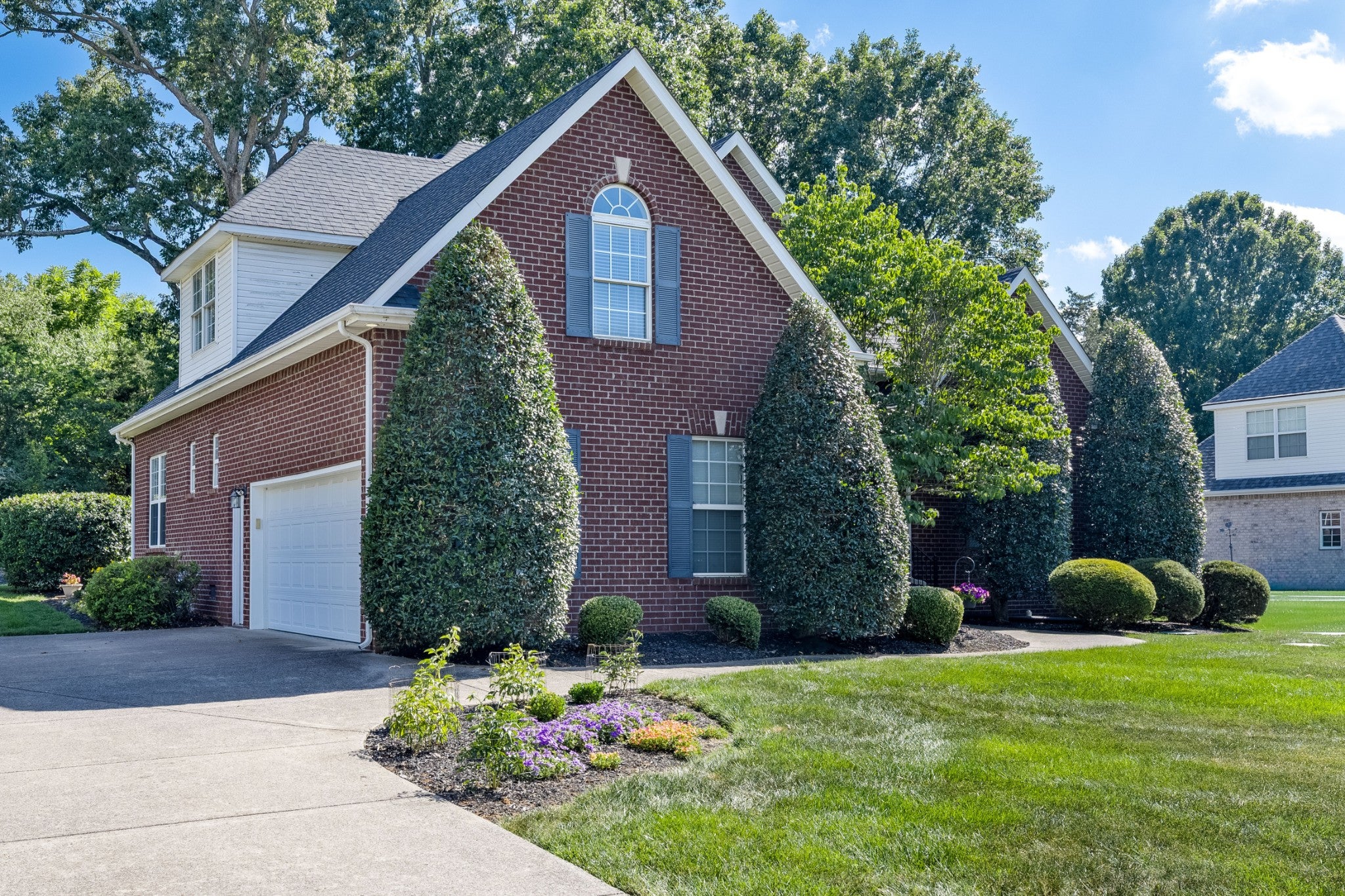 1316 Lunar Dr