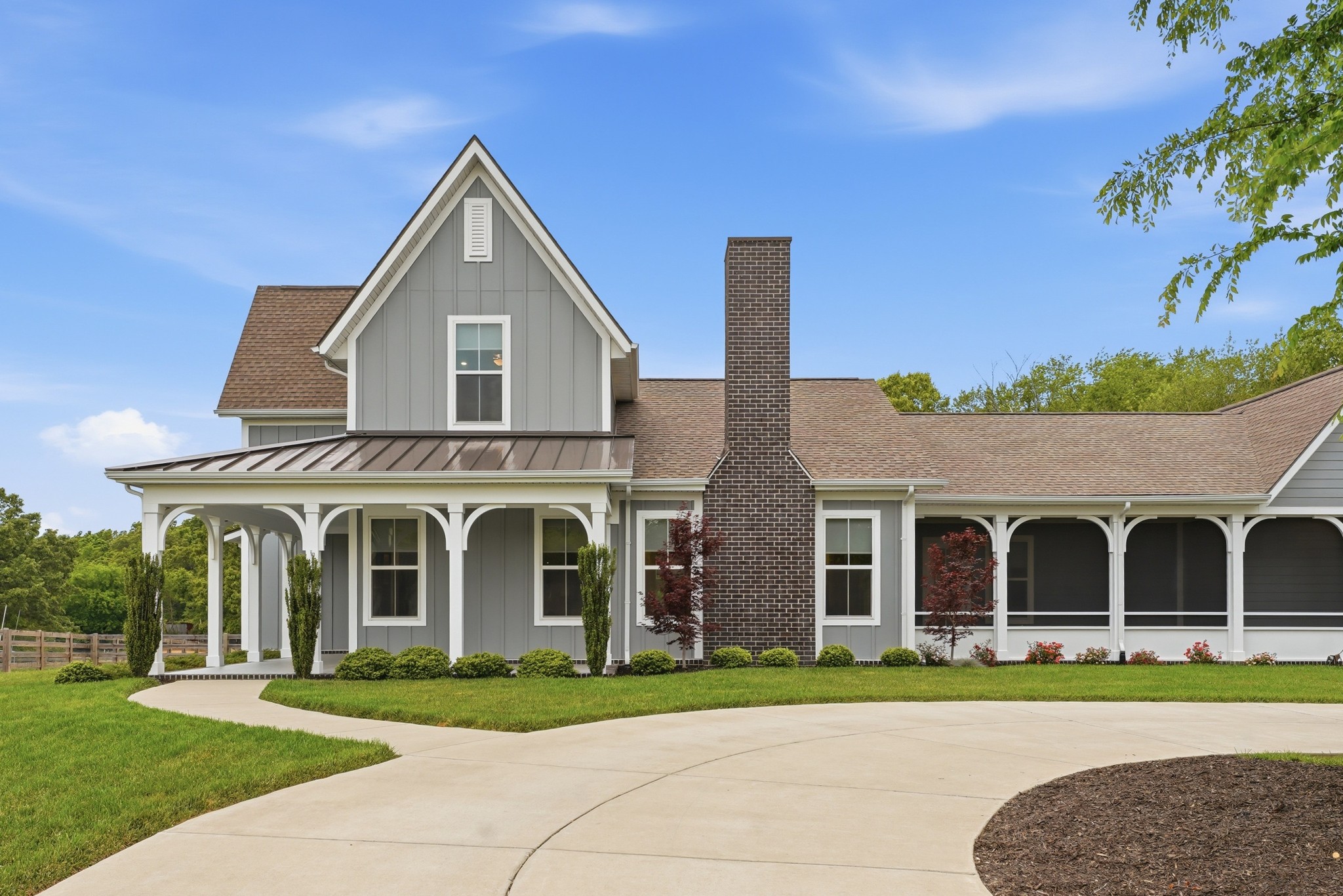 7216 Sweetbriar Ln