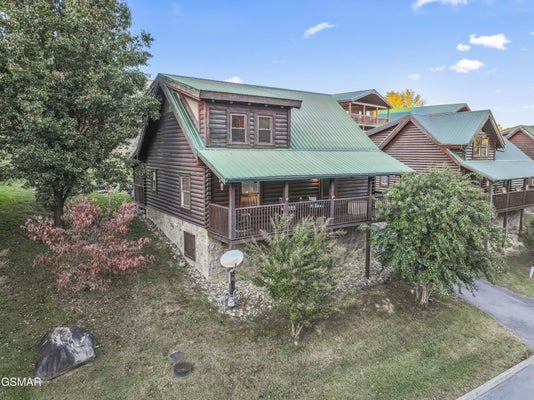 526 BLACKBERRY RIDGE WAY, PIGEON FORGE, TN 37863 - Image f02a5577c0705ba03e67f04f3fb9aeaf/2441127976