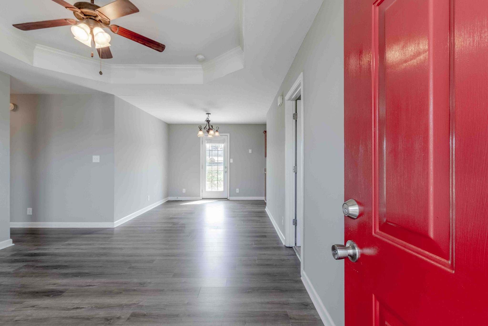 552 Oakmont Dr