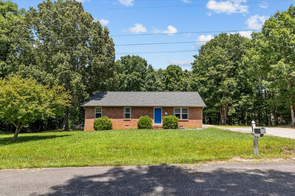 804 Herbert Cv