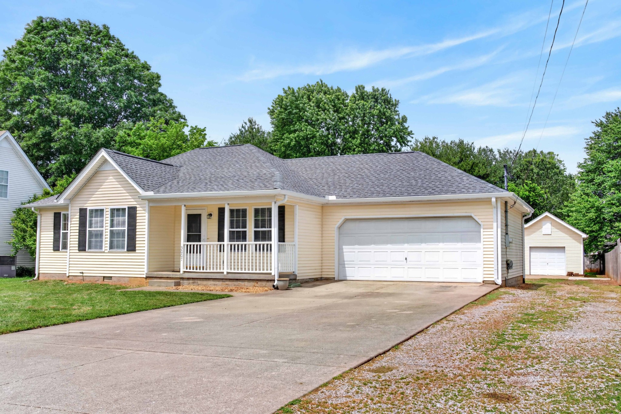 3007 Penny Ln