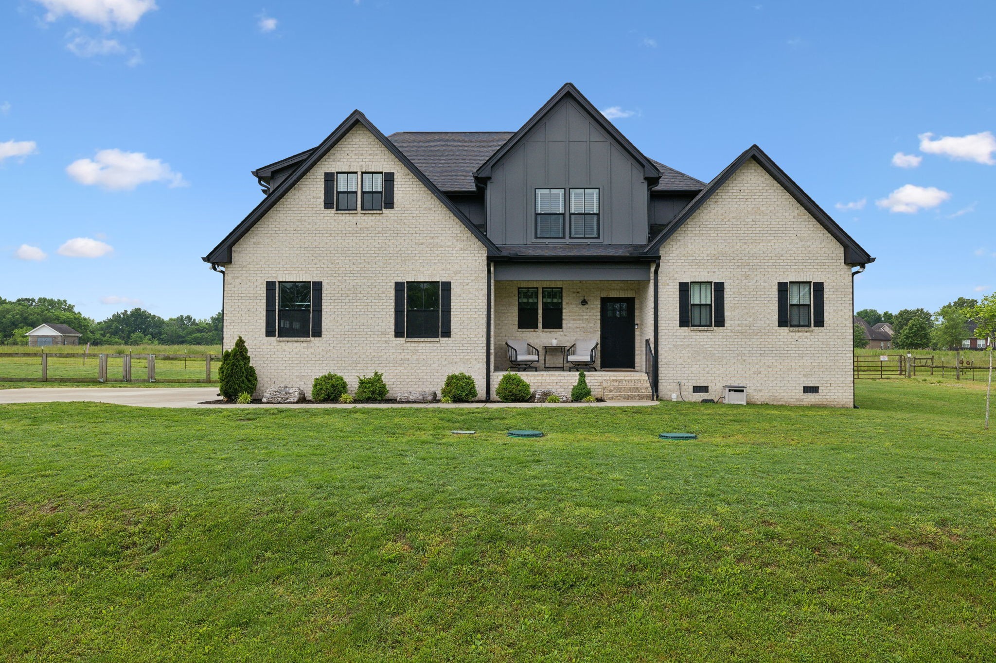 108 Hawksbeard Ct