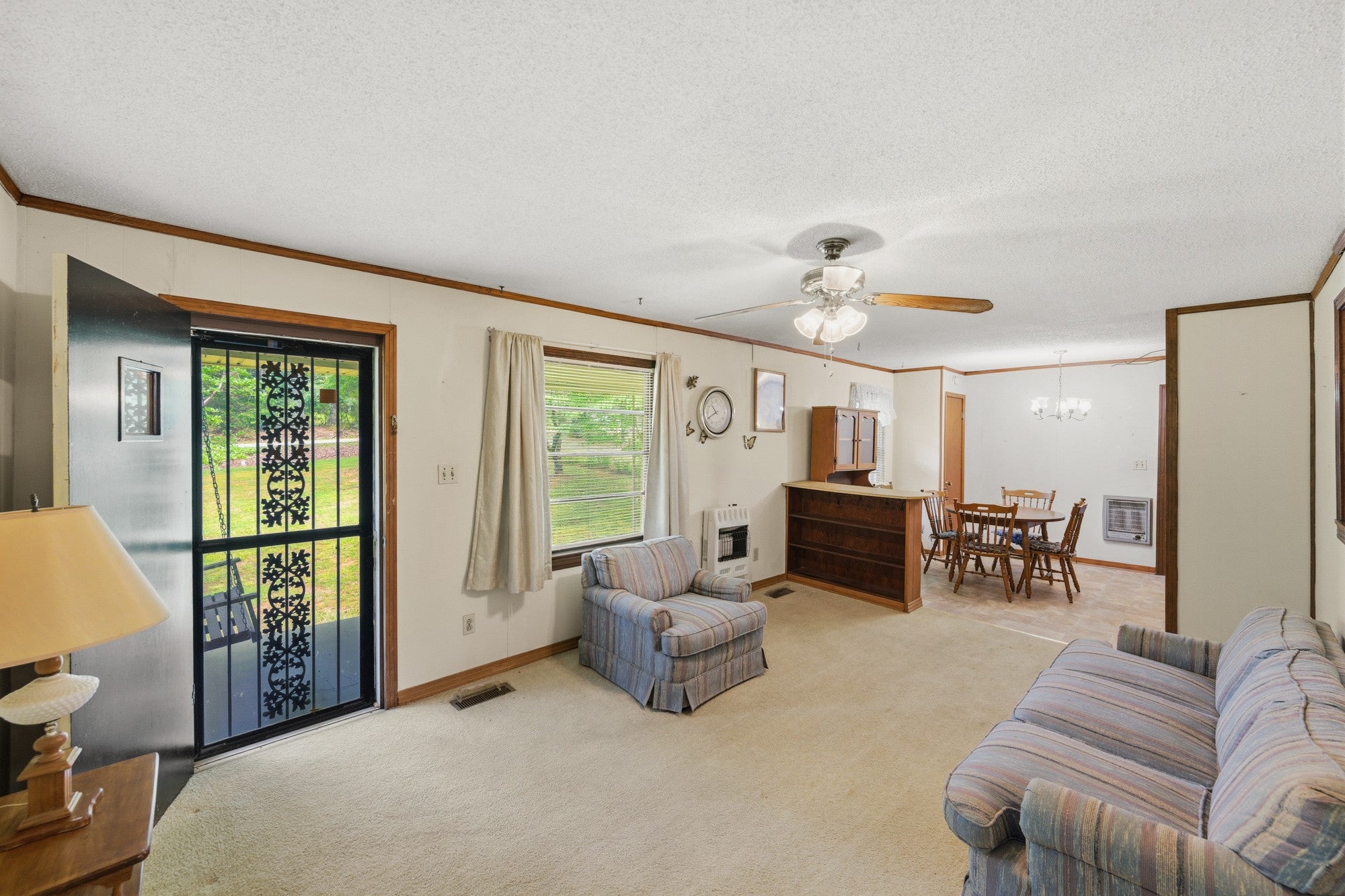 1735 Highway 421