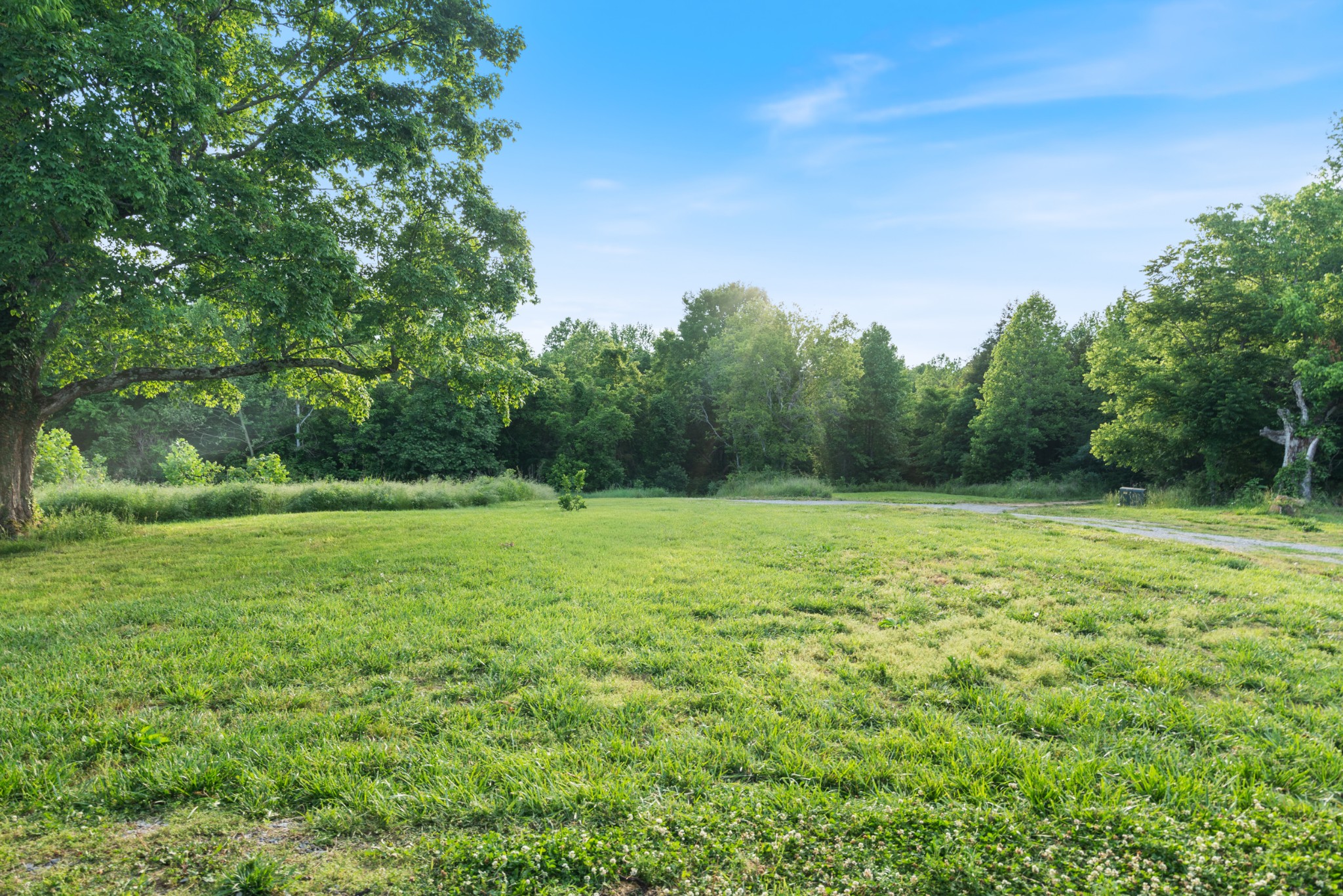 1027 Lockridge Ln