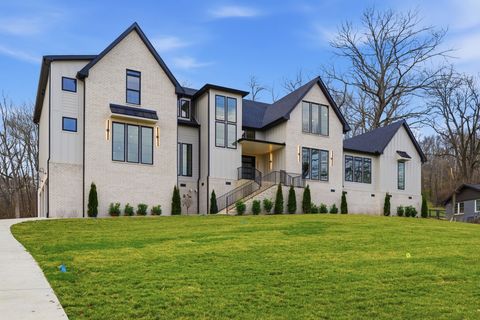 6807 Pennywell Dr Nashville TN 37205