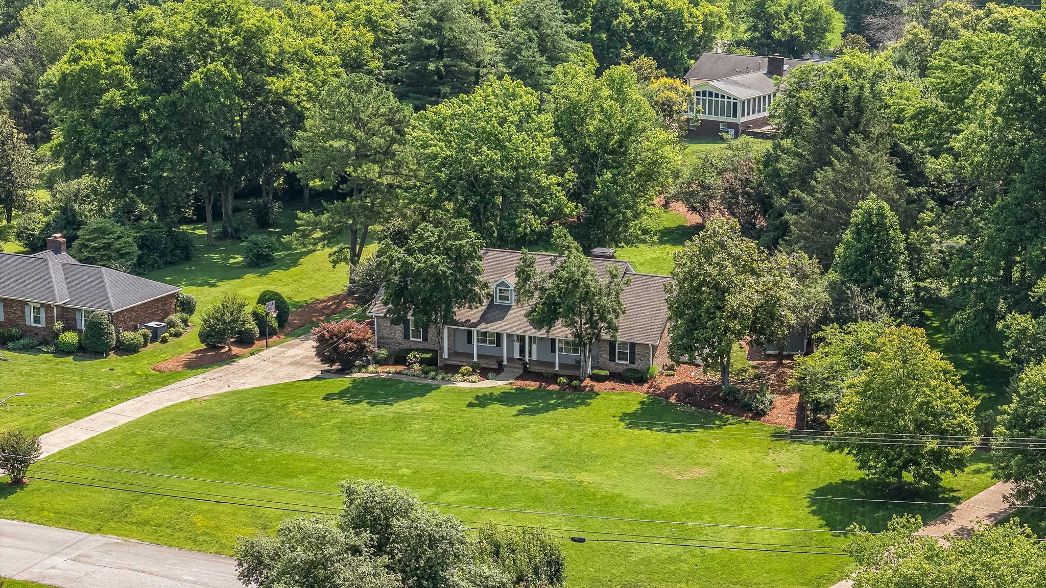 1111 Chickasaw Dr