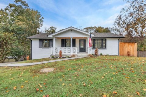 7025 Bonnafair Dr Hermitage TN 37076