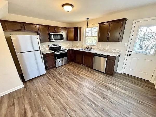 226 High St B