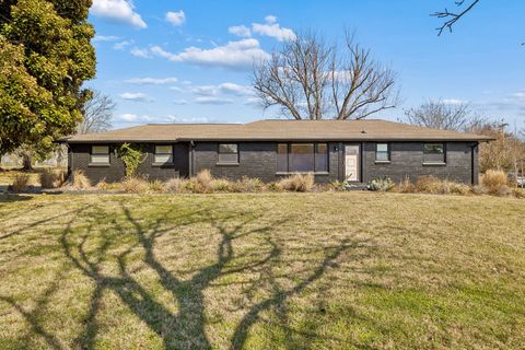 659 Devon Dr Nashville TN 37220