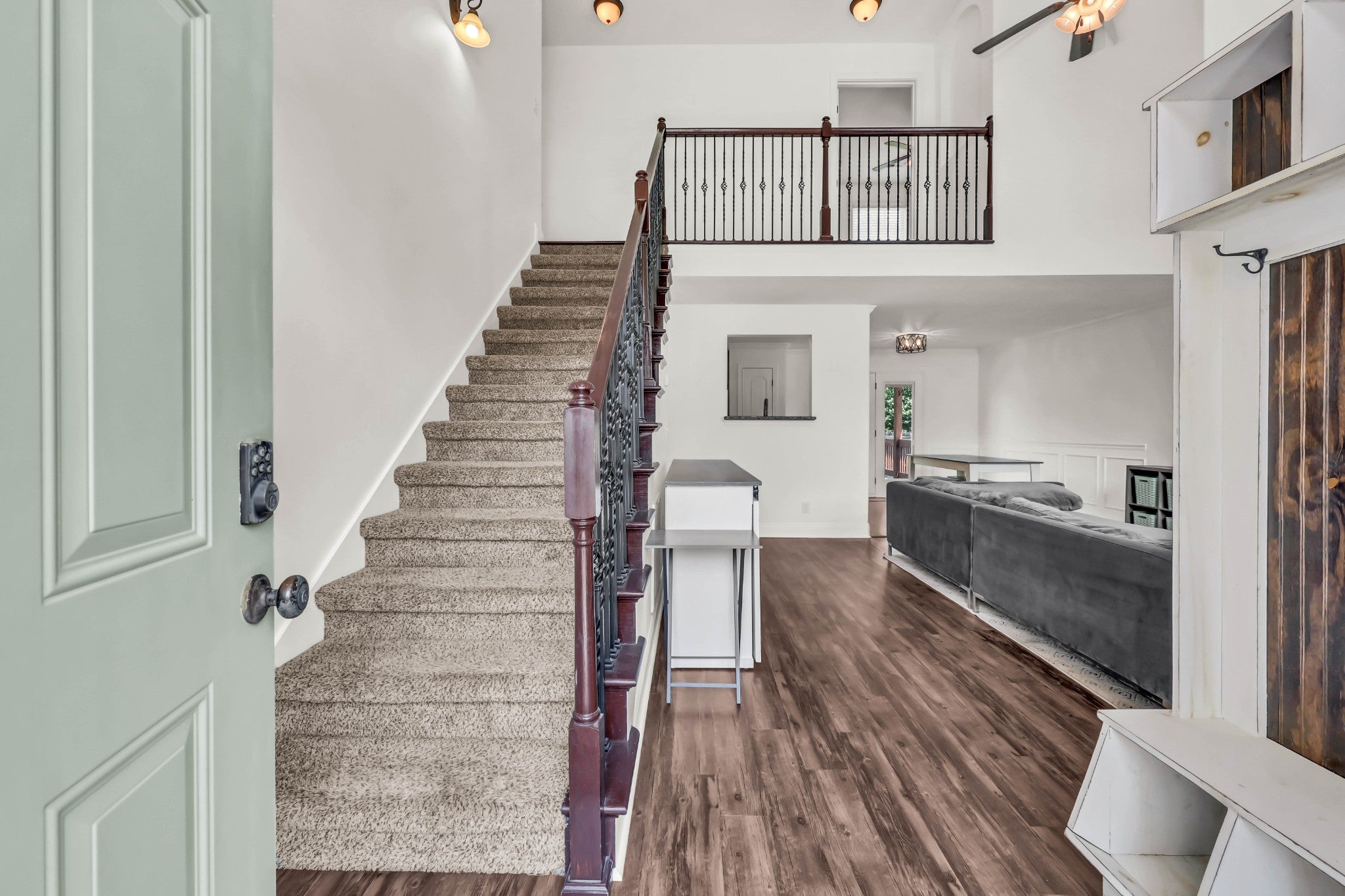 3669 Fox Tail Dr