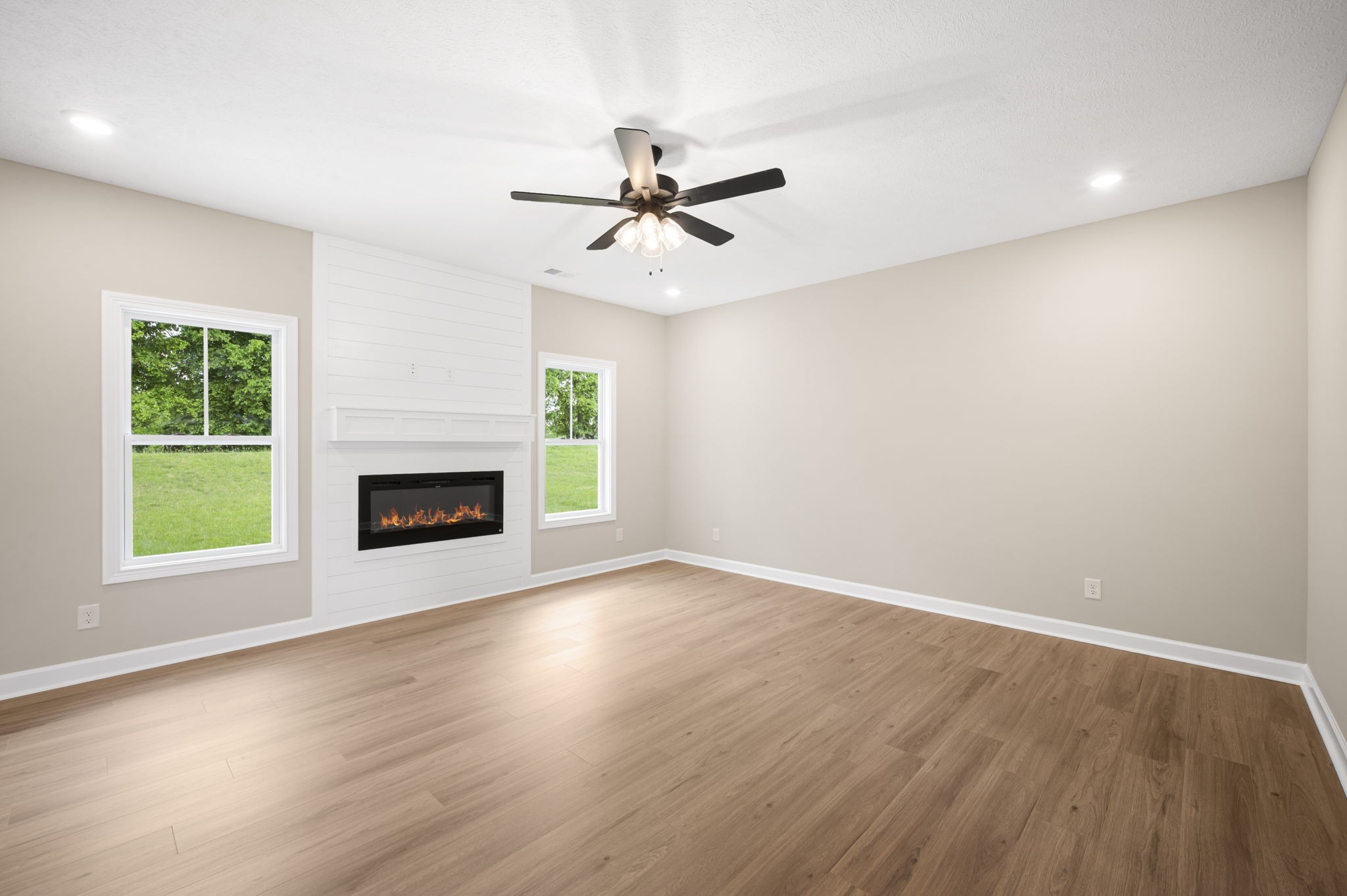 439 Blue Ridge Ct