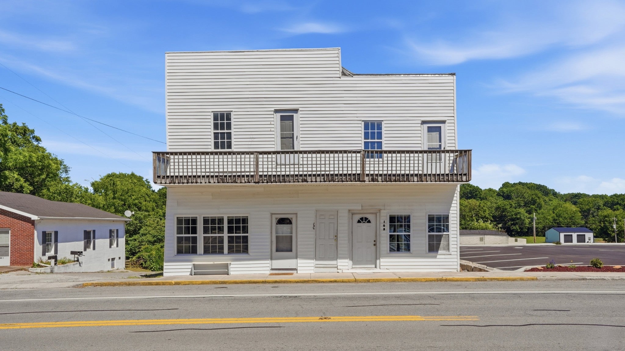 100 S Main St