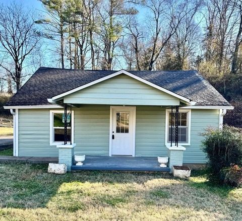 833 Cumberland Dr Clarksville TN 37040