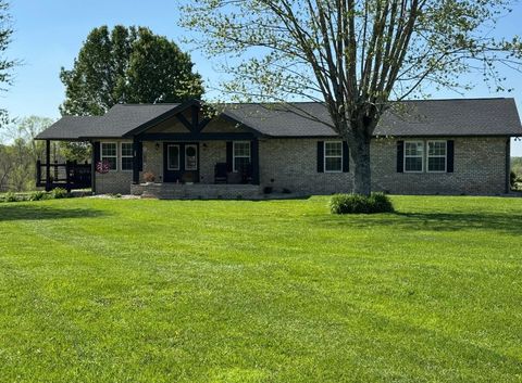 285 Shrum Ln Lafayette TN 37083