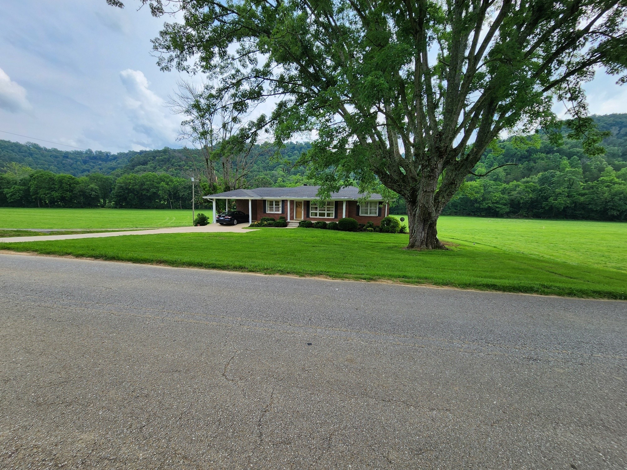 1036 Old Bottom Rd