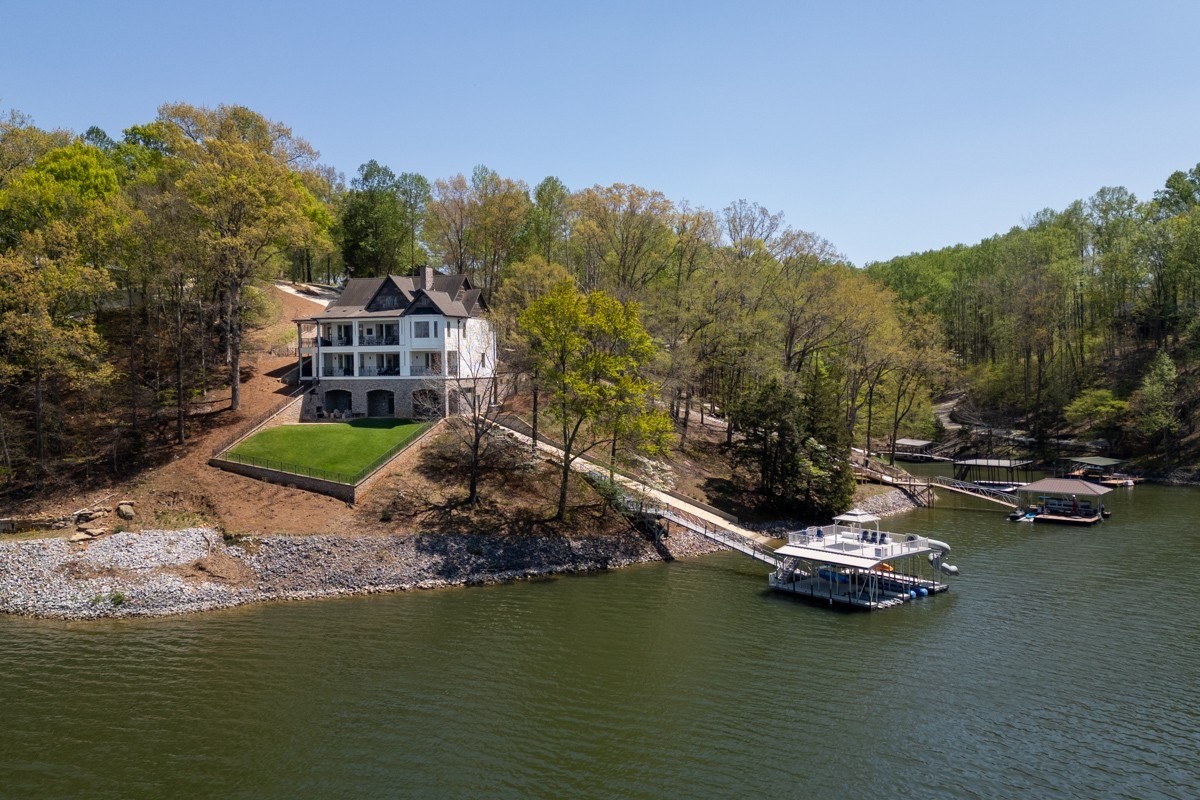 51 W Rockcrest Cir