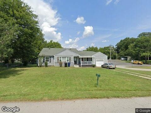1057 Mapleash Ave Columbia TN 38401