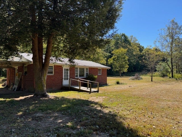703 Highway 100 W