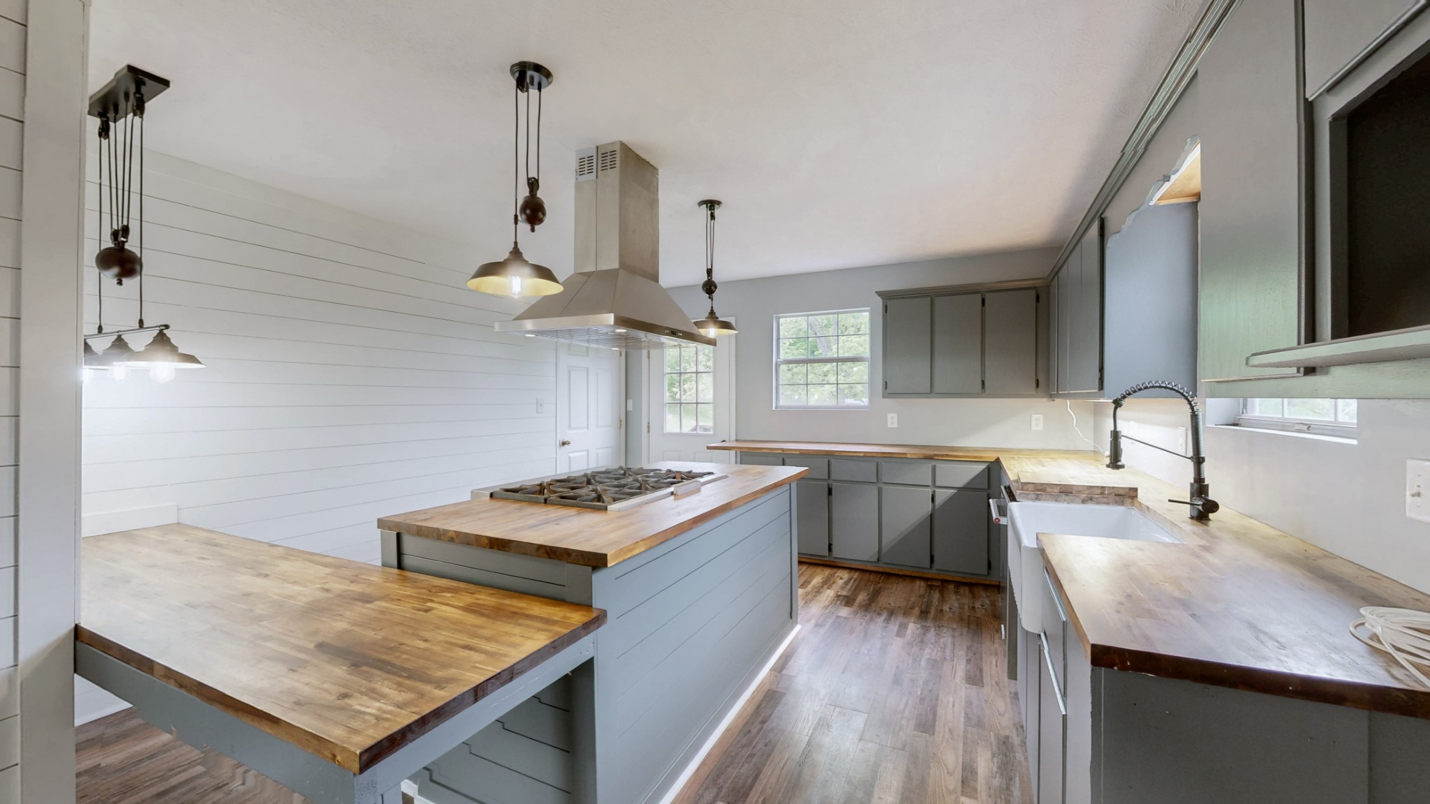 75 Vantrease Rd