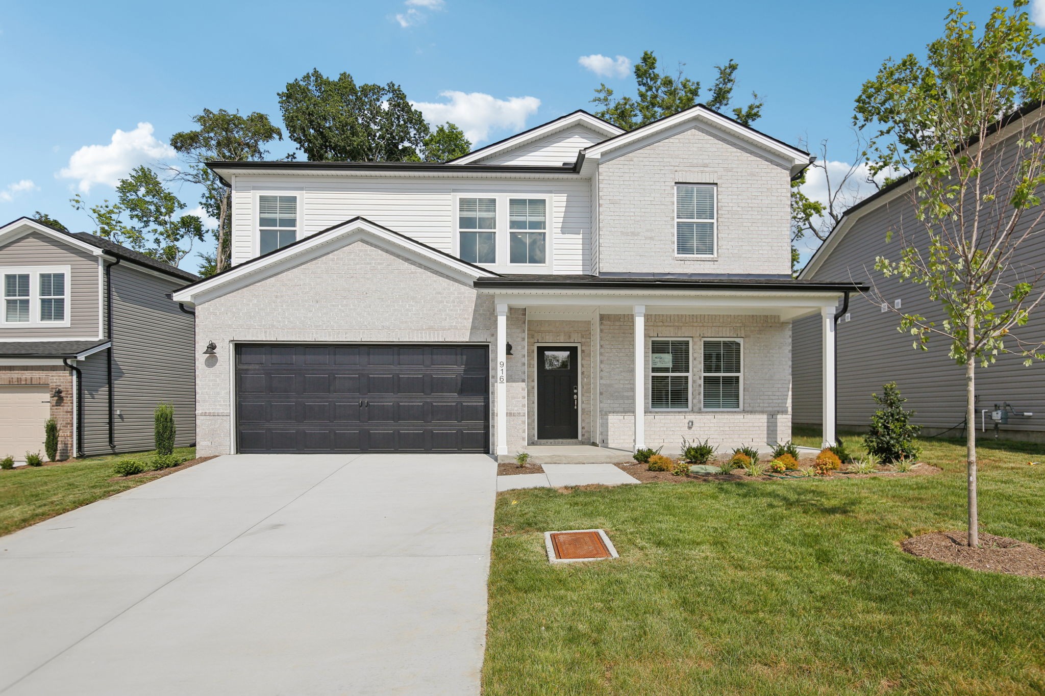 916 Calvin Ct