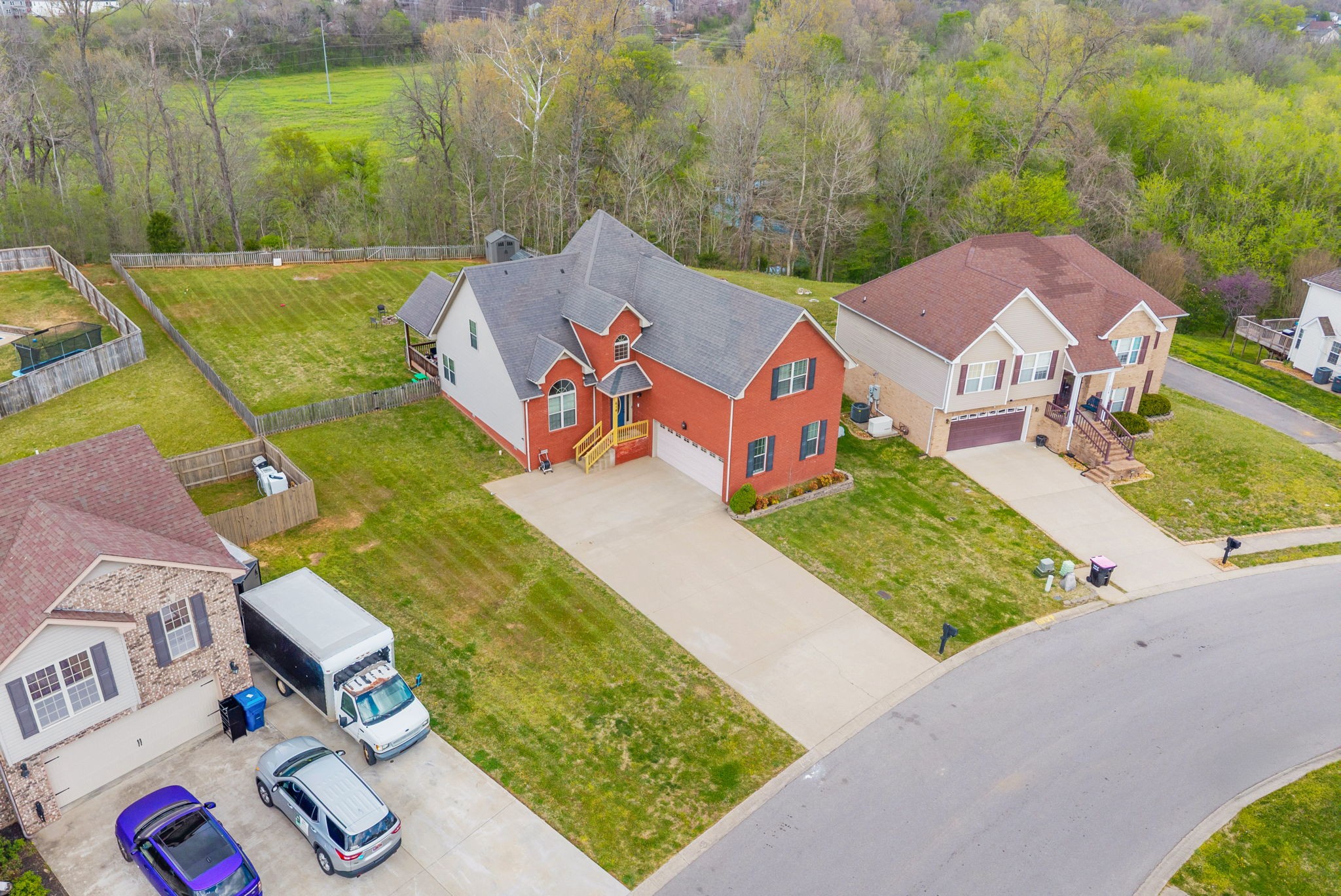 618 Winding Bluff Way