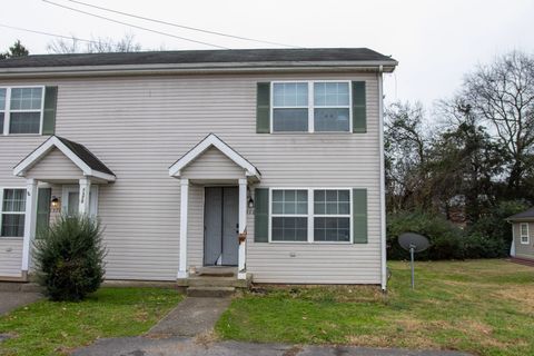 1568 Chariot Dr Murfreesboro TN 37130