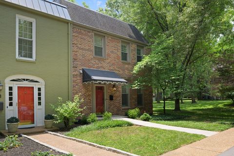 4400 Belmont Park Ter 216 Nashville TN 37215
