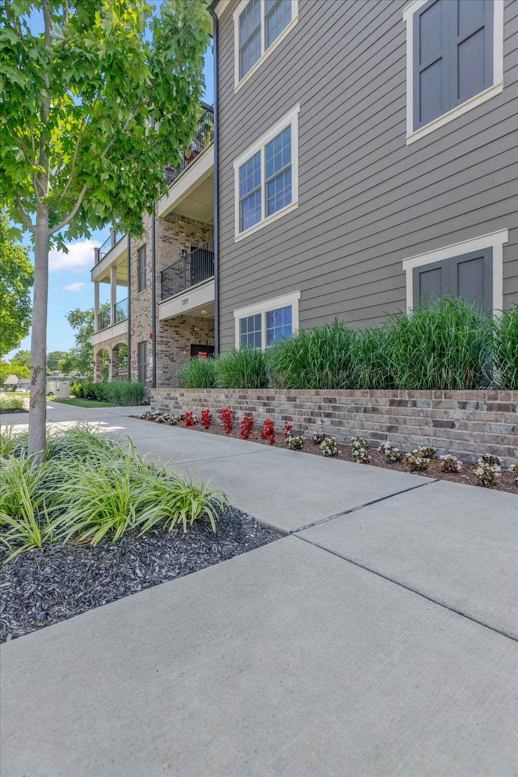 Middle Tennessee Properties 3 1319 W Main St 103