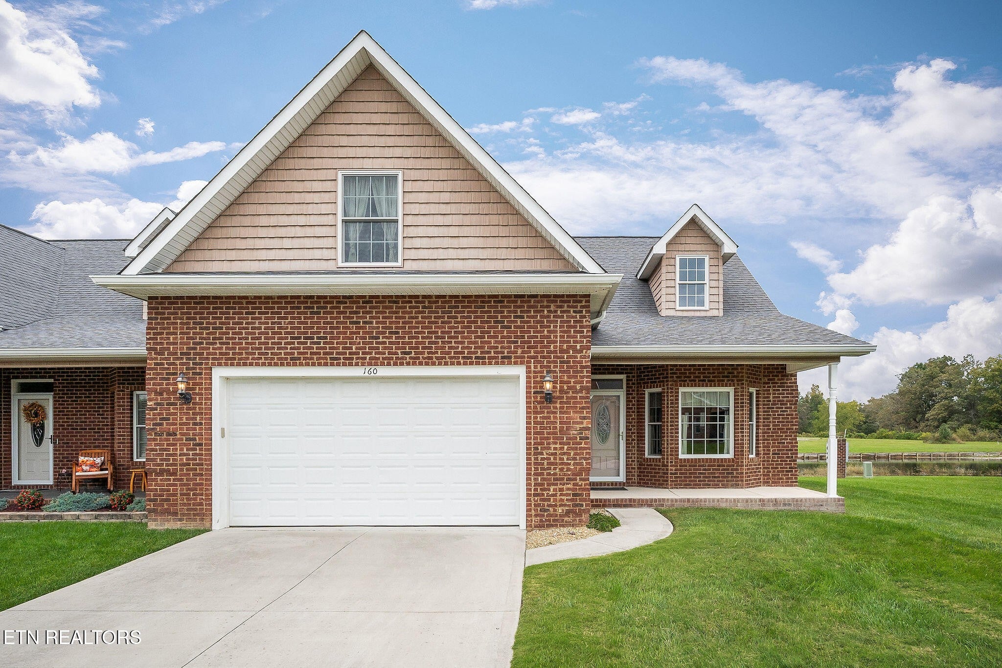 160 Genesis Ave