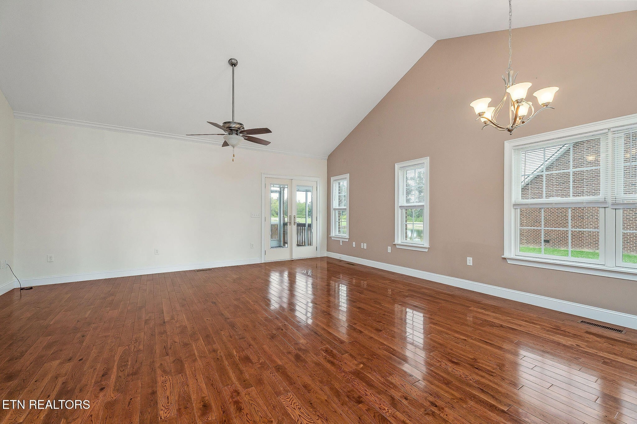 160 Genesis Ave