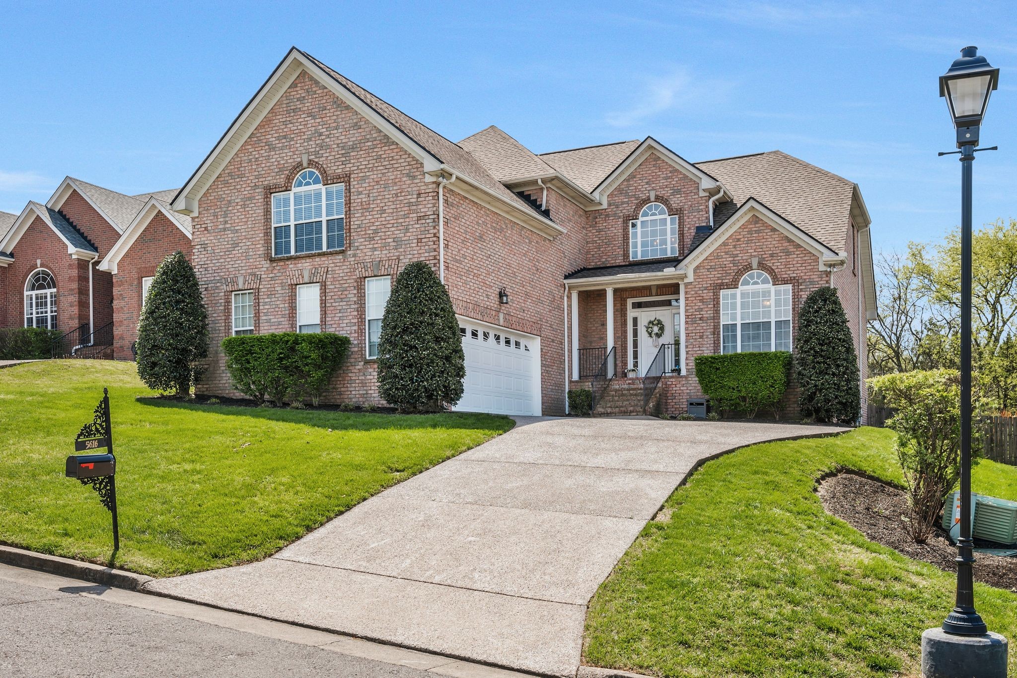 5616 Cedar Rock Dr