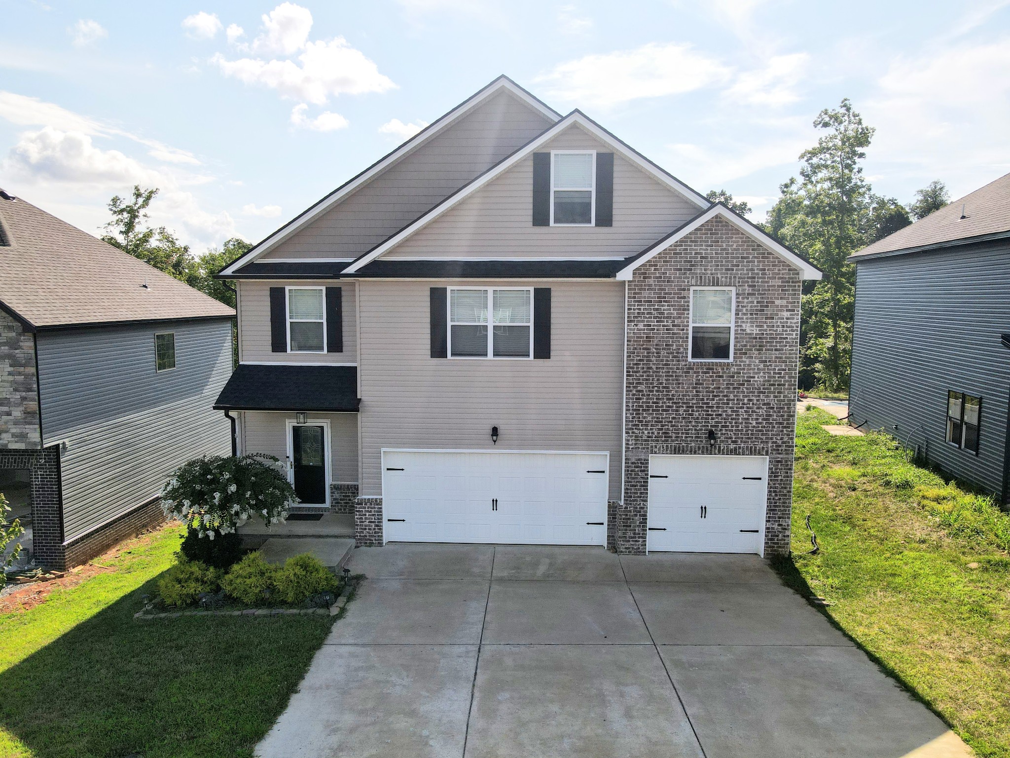 View Clarksville, TN 37042 house