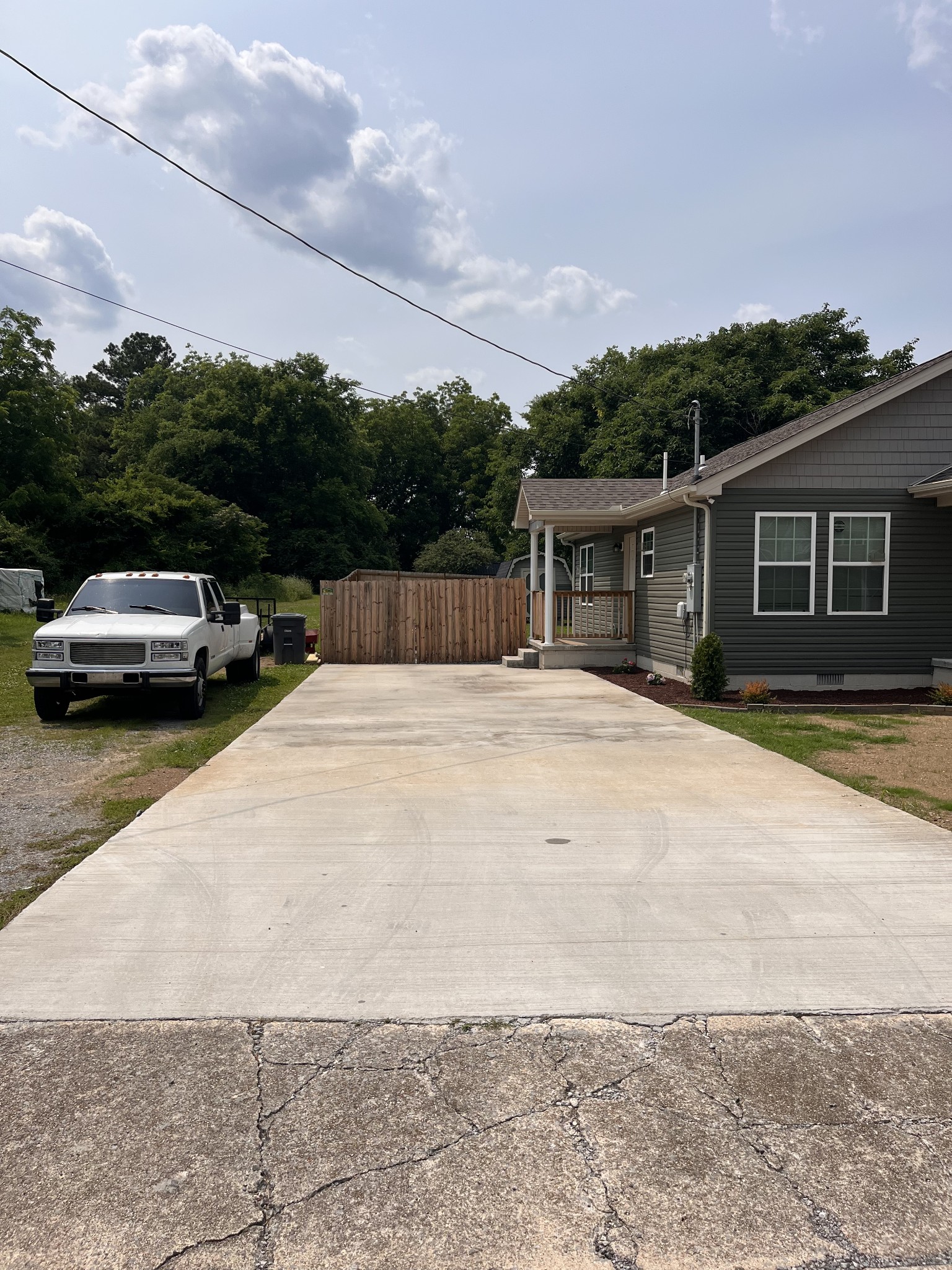 409 Kiwanis Ave