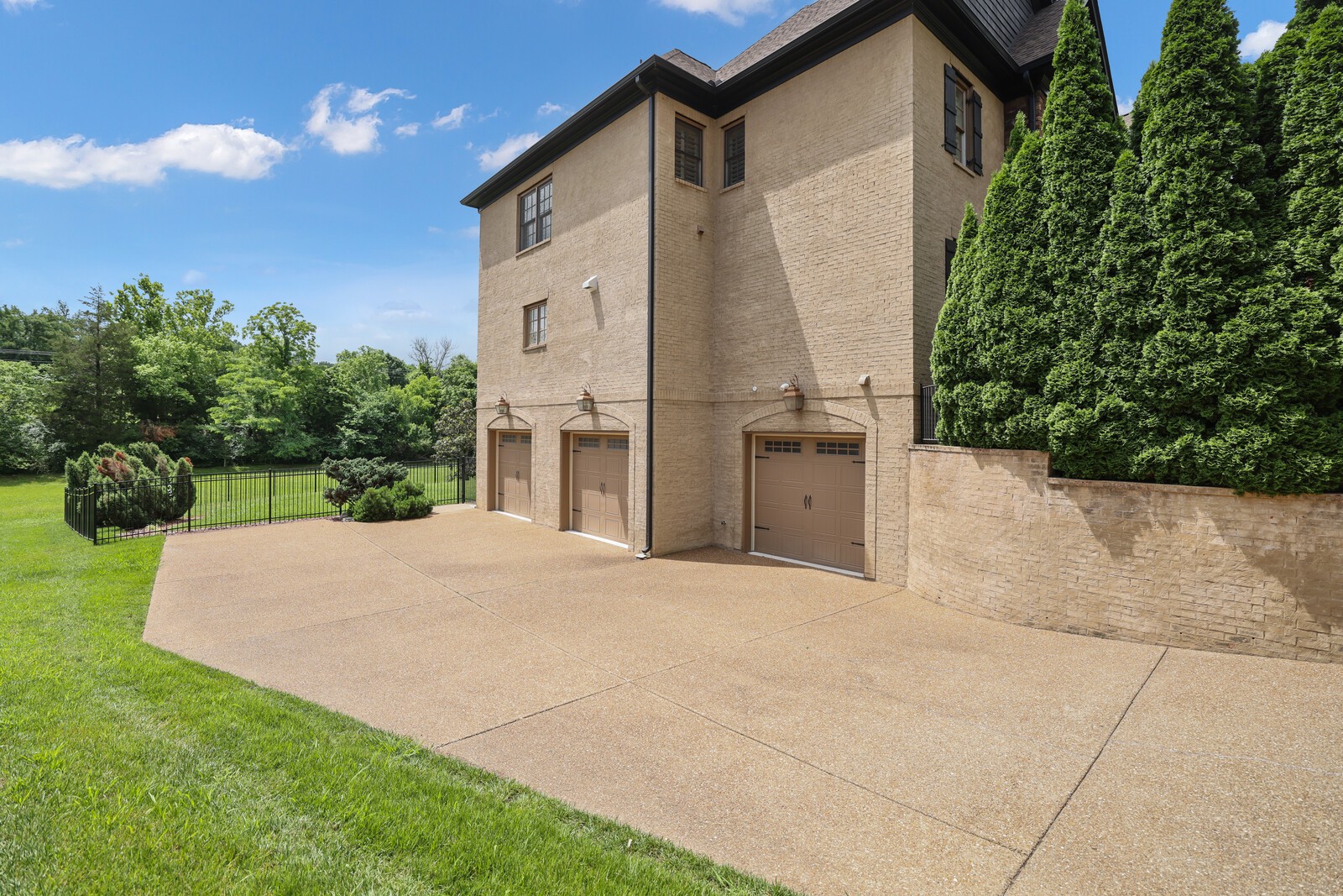 9505 Wicklow Rd, Brentwood, TN, 37027, USA, 5 Bedrooms Bedrooms, ,8 BathroomsBathrooms,Residential,Active,9505 Wicklow Rd,3225257