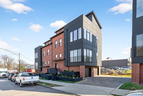 1218 Pillow Street Nashville TN 37203