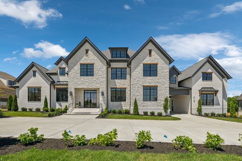 8104 Turning Point Dr Brentwood TN 37027