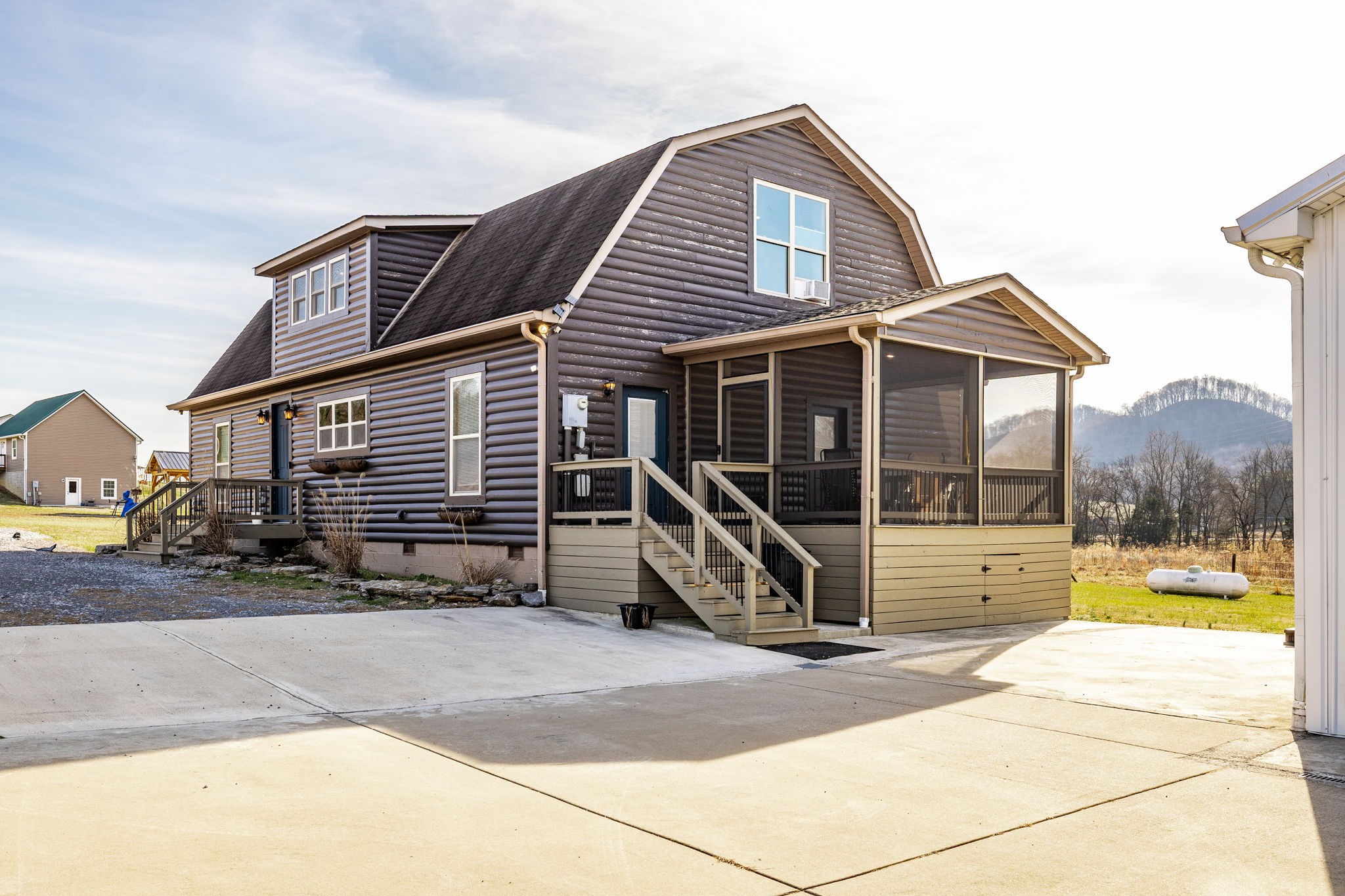 440 Honeysuckle Lane Rd