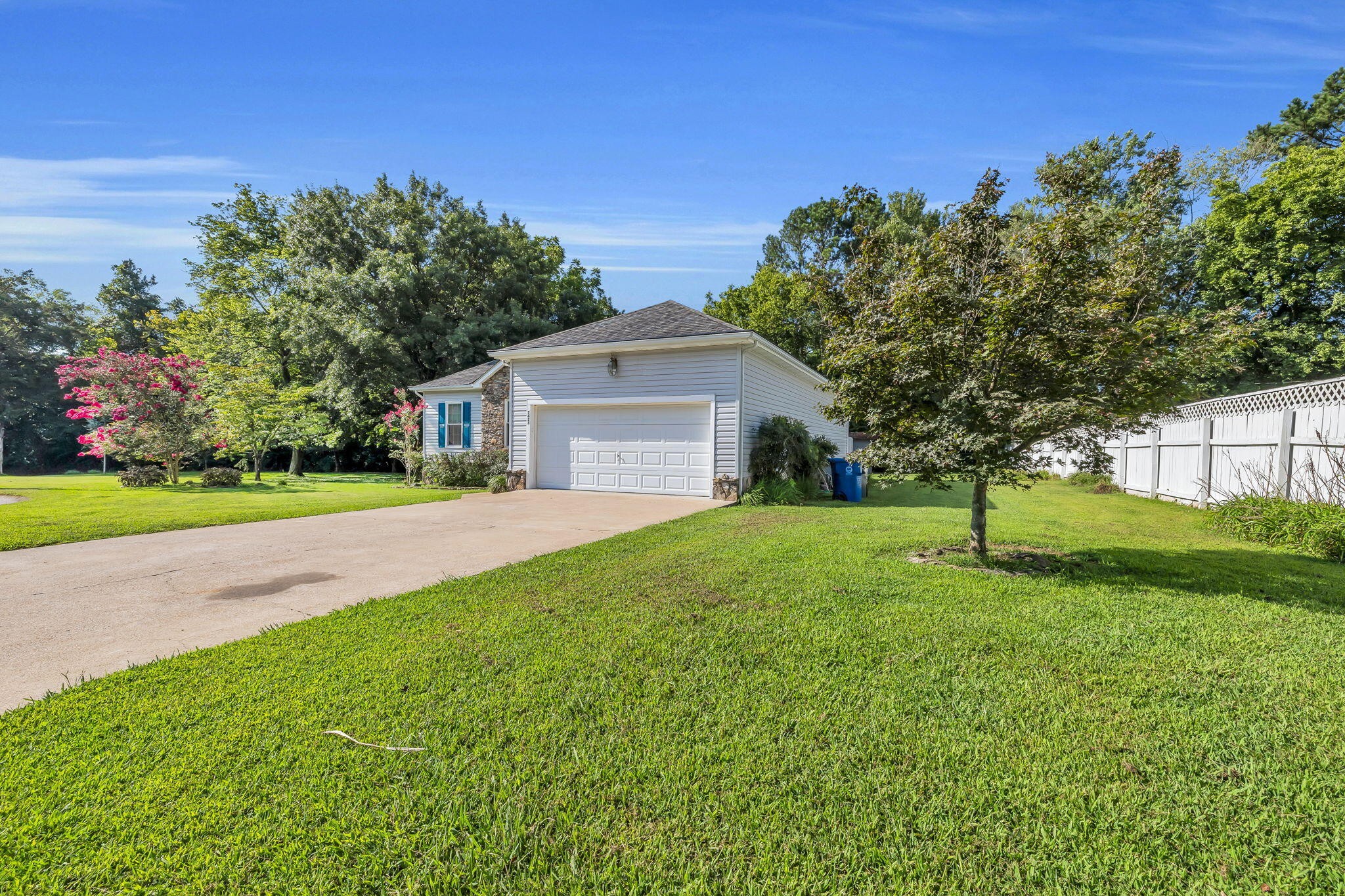 7424 Edgefield Drive