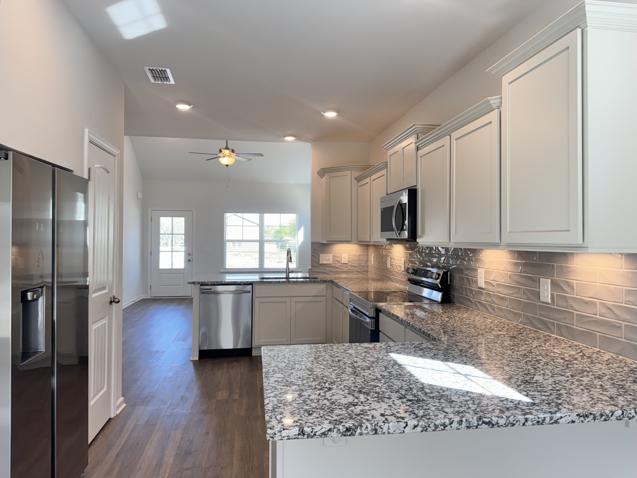 967 Horse Mountain Rd