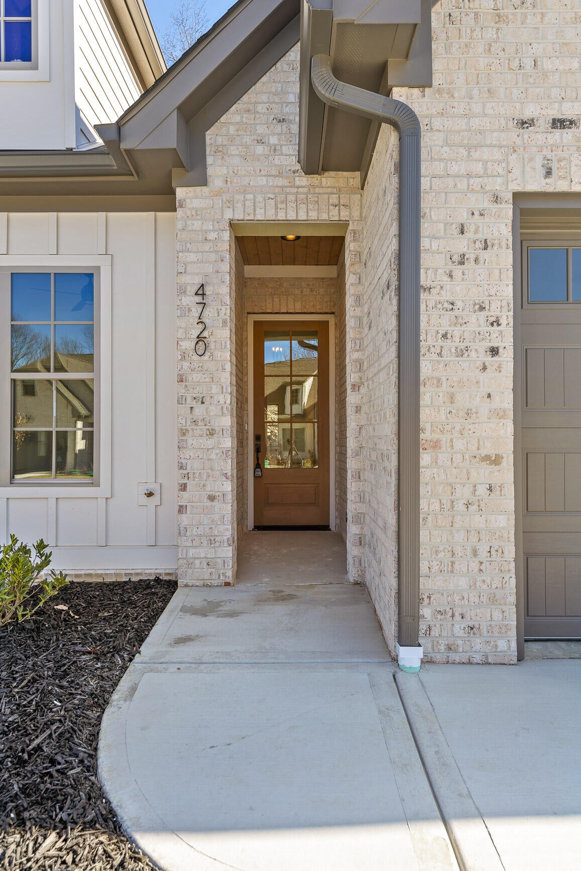 4720 Dempsey Way