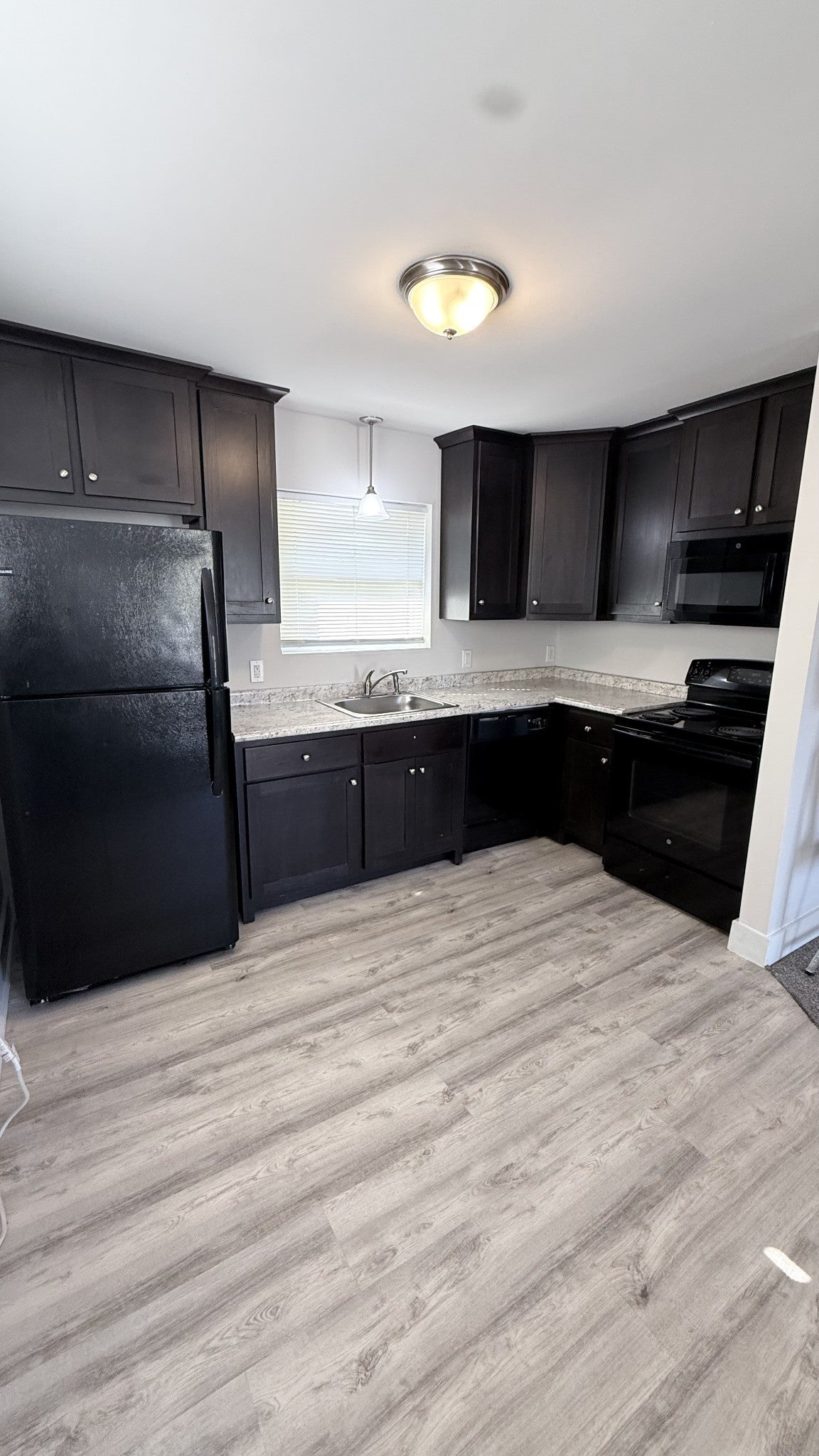 525 Walton Ferry Rd B4