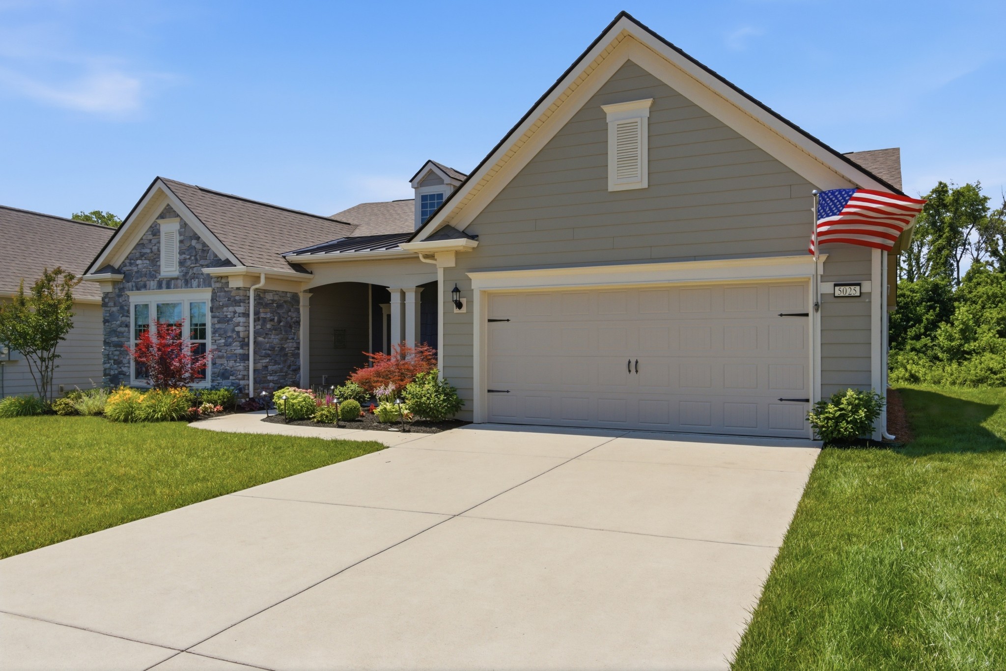 5025 Lincoln Glen