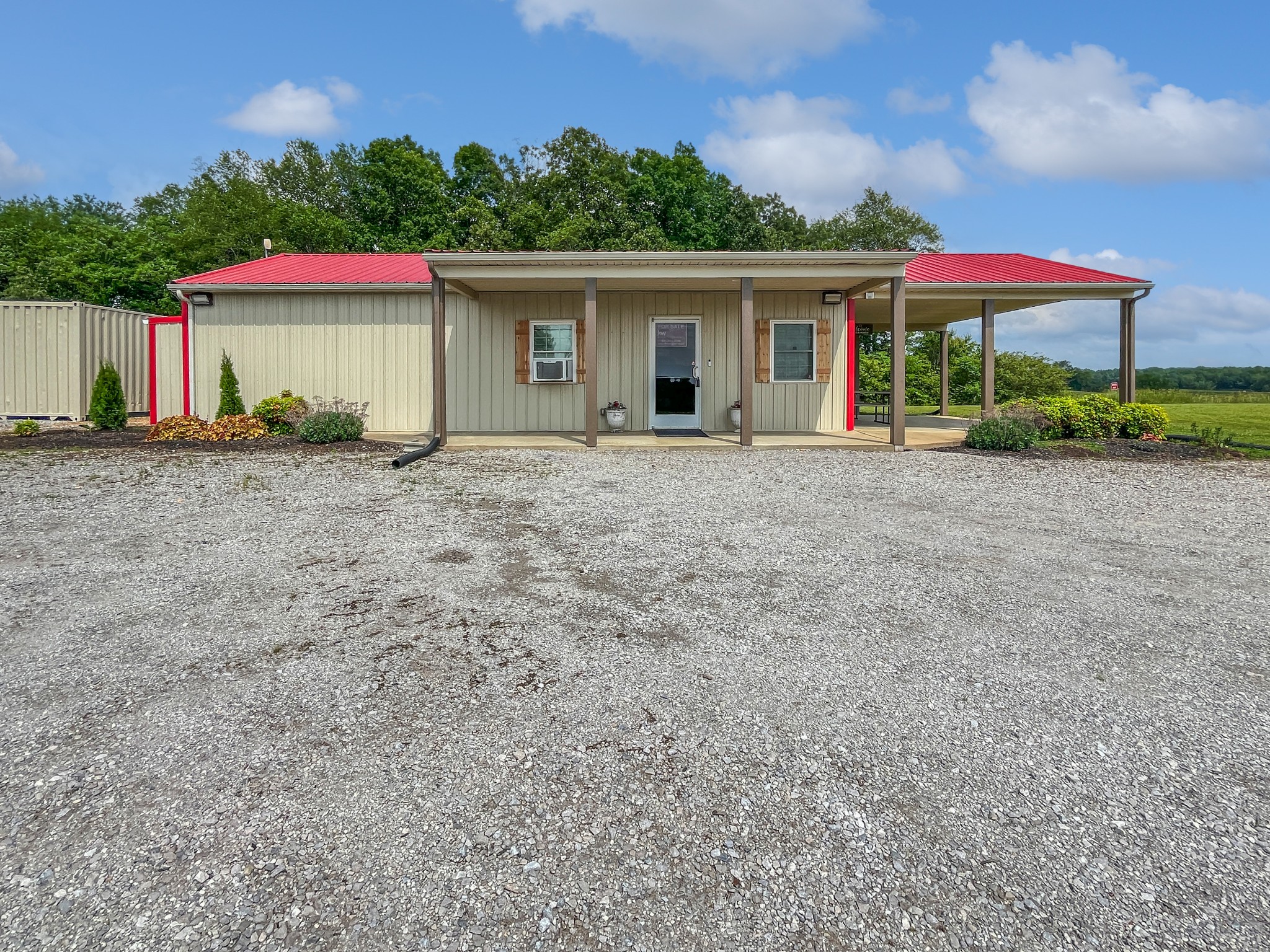 42 Chisholm Xing