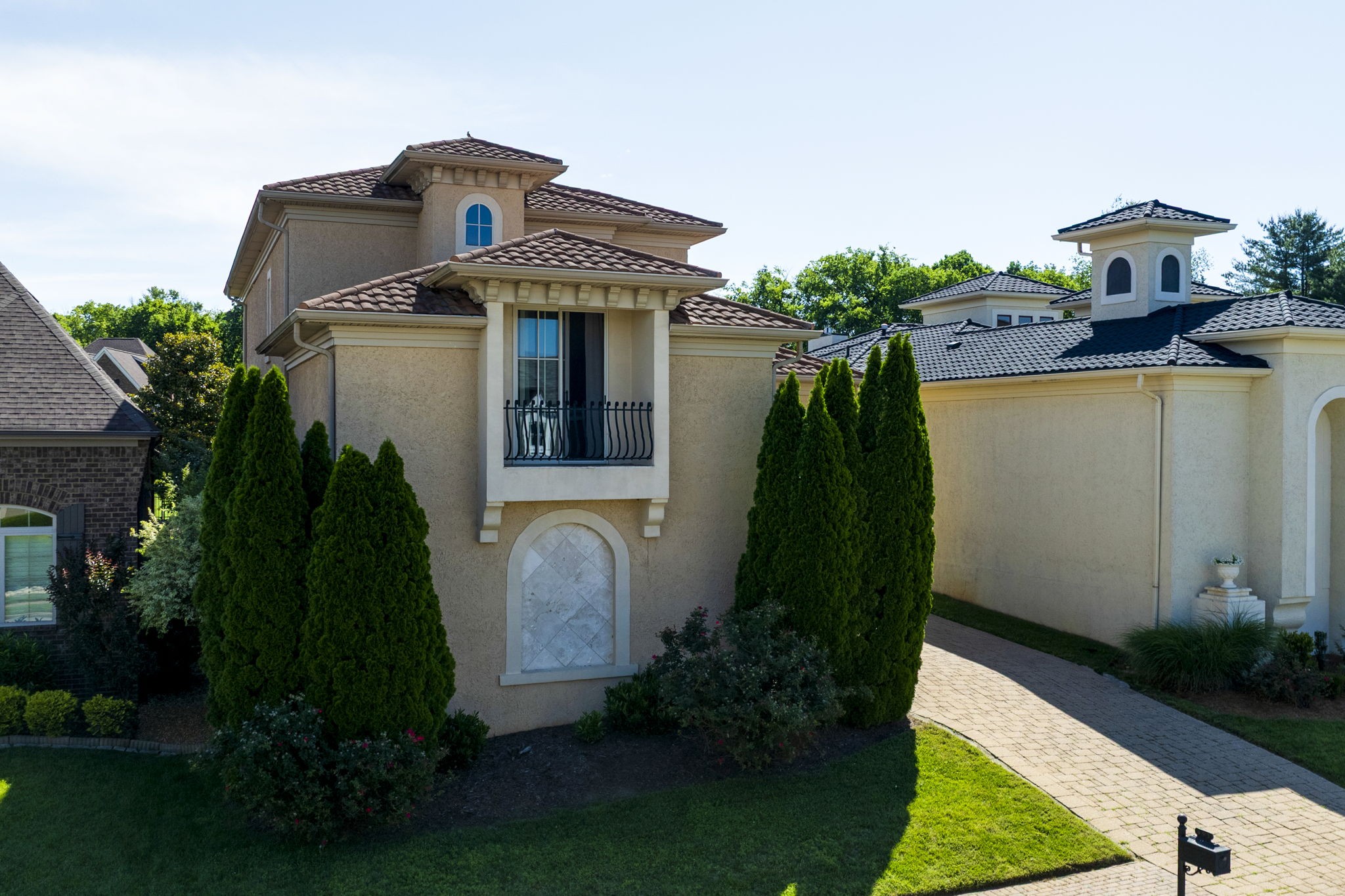 891 Fairington Pvt Way