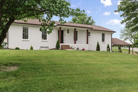 1041 Connie Dr Gallatin TN 37066