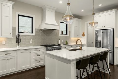 840 Kirkwood Ave Nashville TN 37204