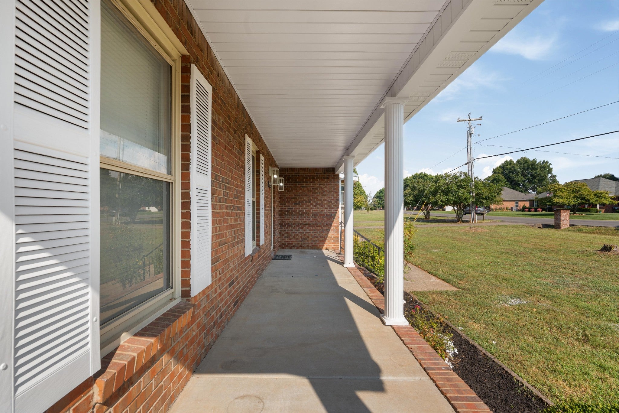 2121 Red Mile Rd
