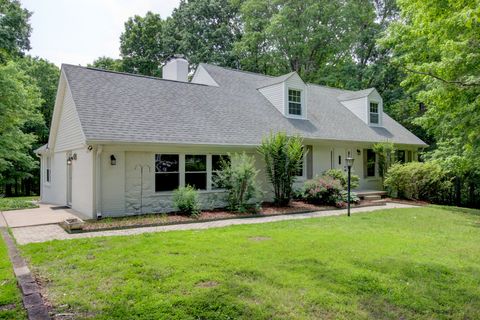 339 Thompson Ln Clarksville TN 37040